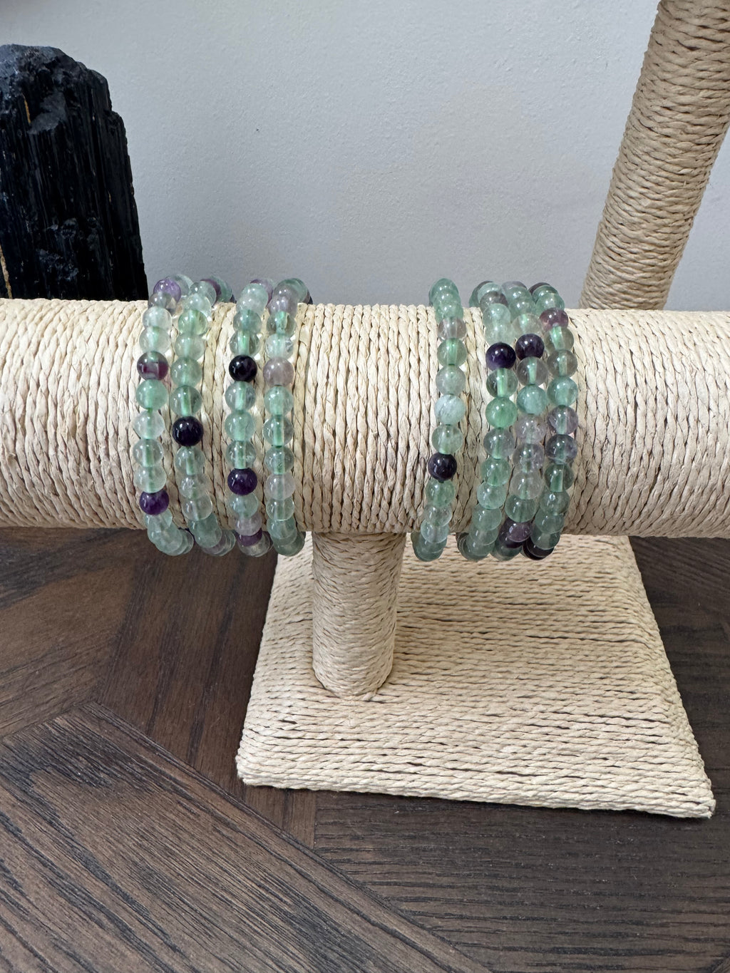 💚💜 Fluorite 6mm Crystal Bracelet – Focus, Clarity & Energetic Balance