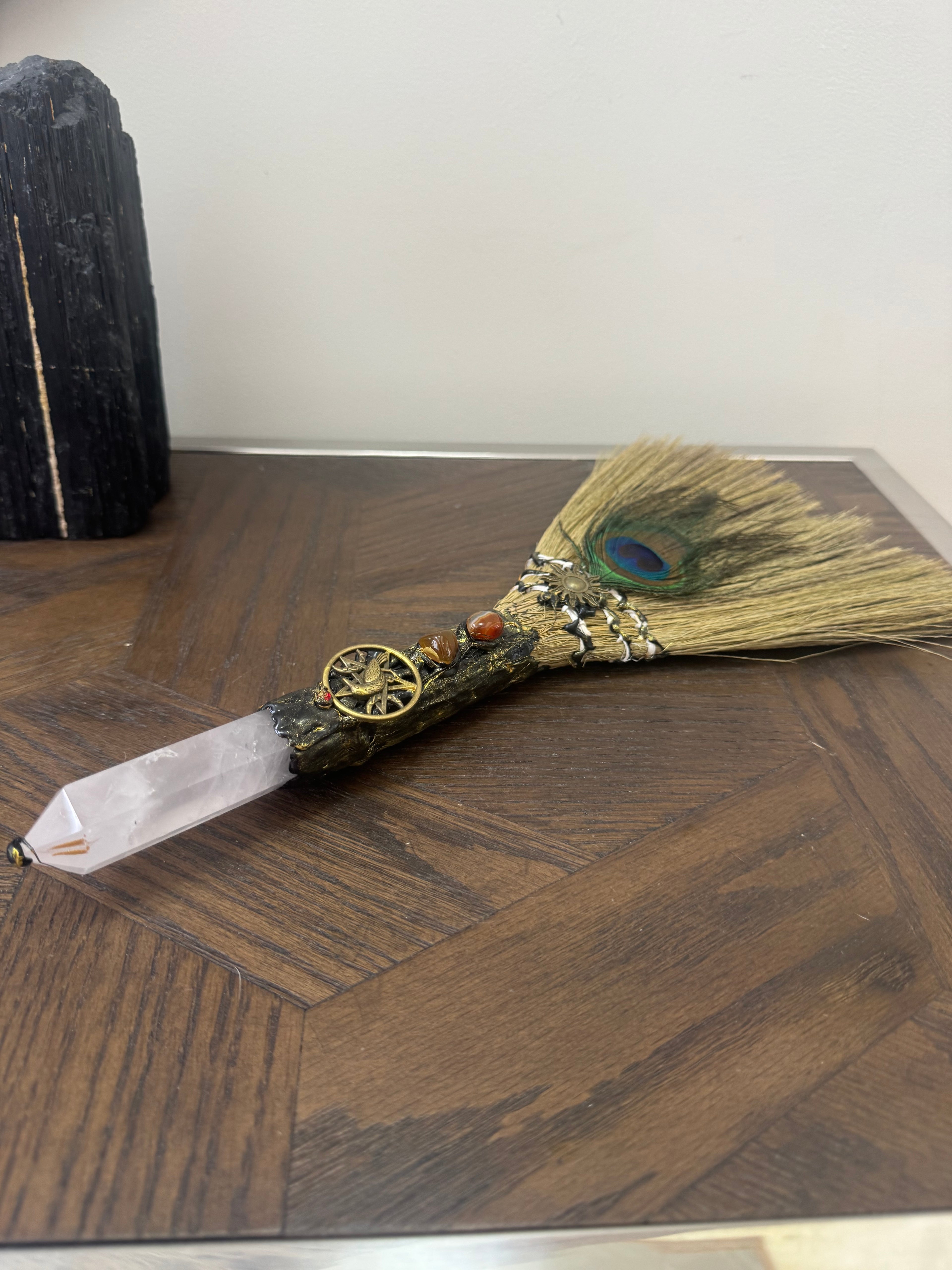 🌸 Rose Quartz Ritual Besom – The Love & Harmony Broom