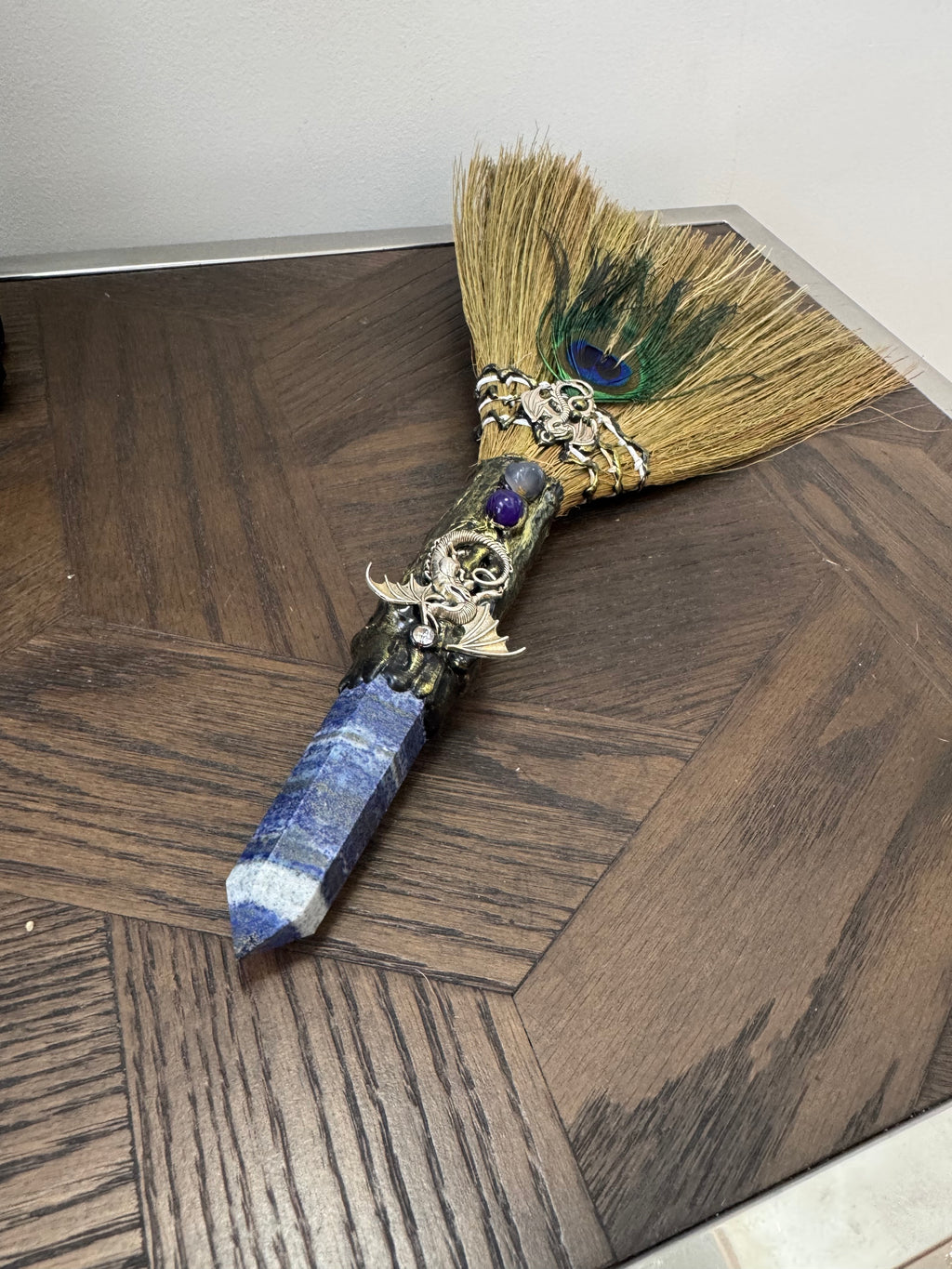 💙 Lapis Lazuli Ritual Besom – The Wisdom & Truth Broom