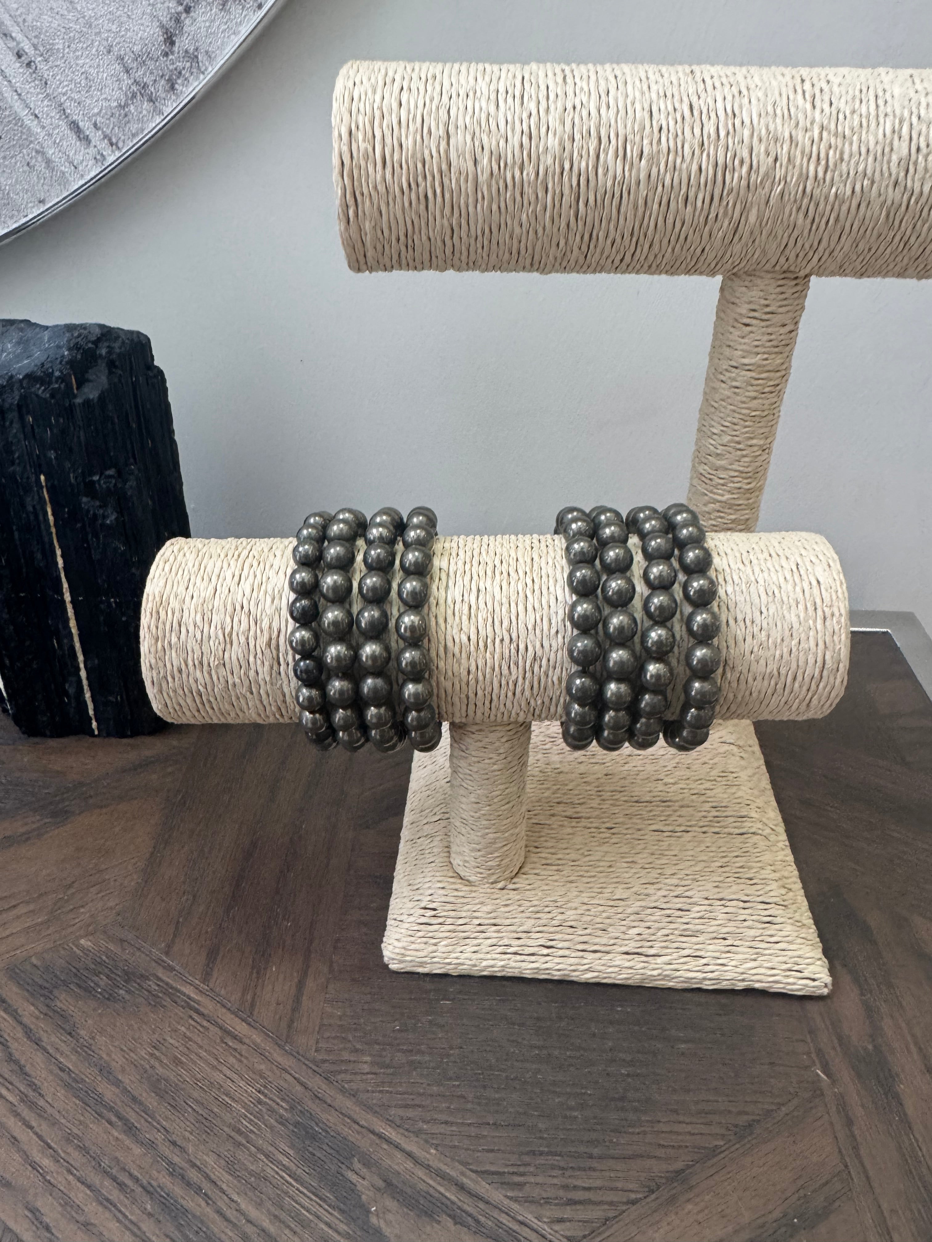✨ Pyrite 8mm Crystal Bracelet – Abundance, Confidence & Protection
