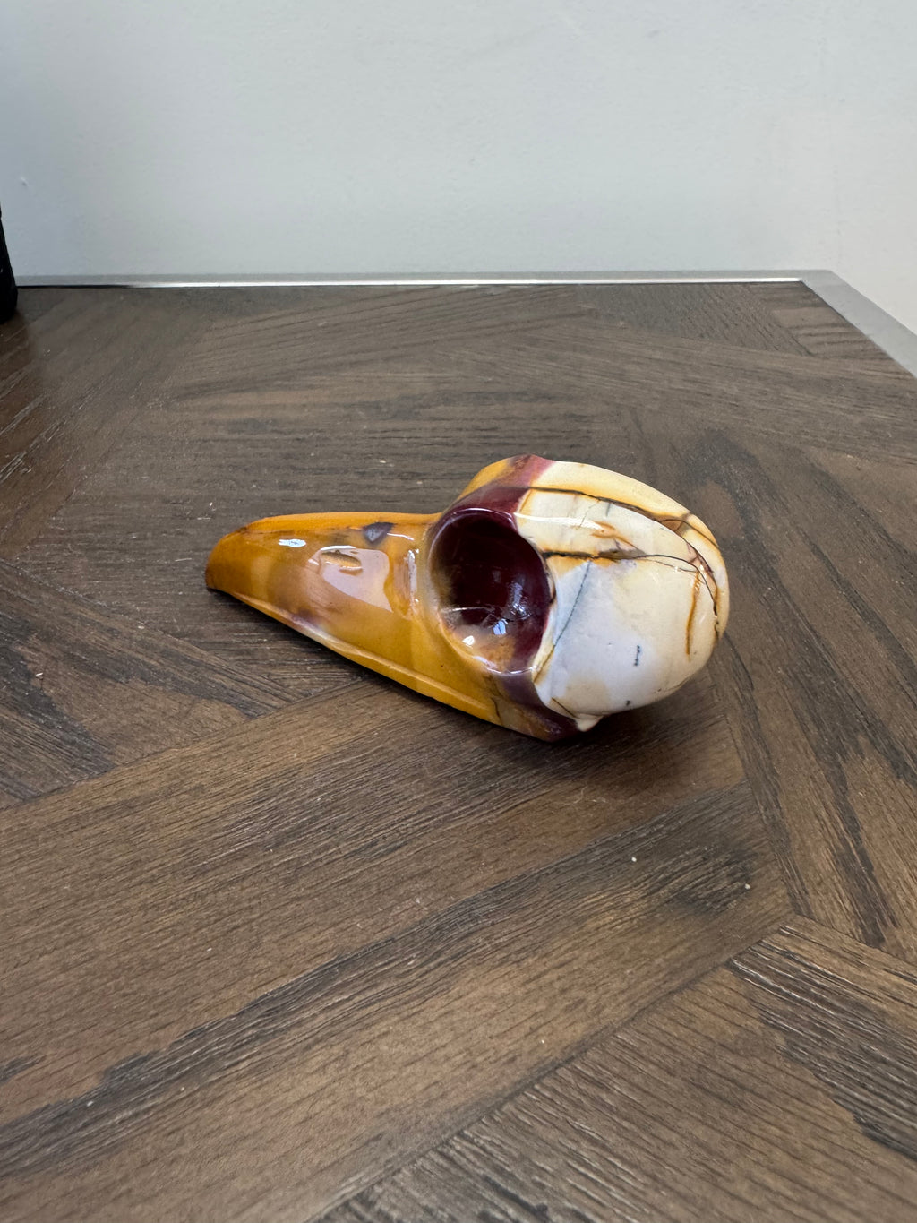 🐦‍⬛ Mookaite Raven Skull – Grounding, Courage & Confidence