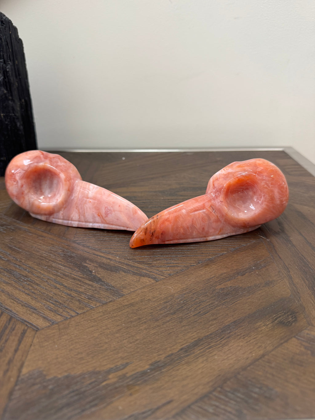 🔥 Carnelian Raven Skull – Courage, Confidence & Creative Fire