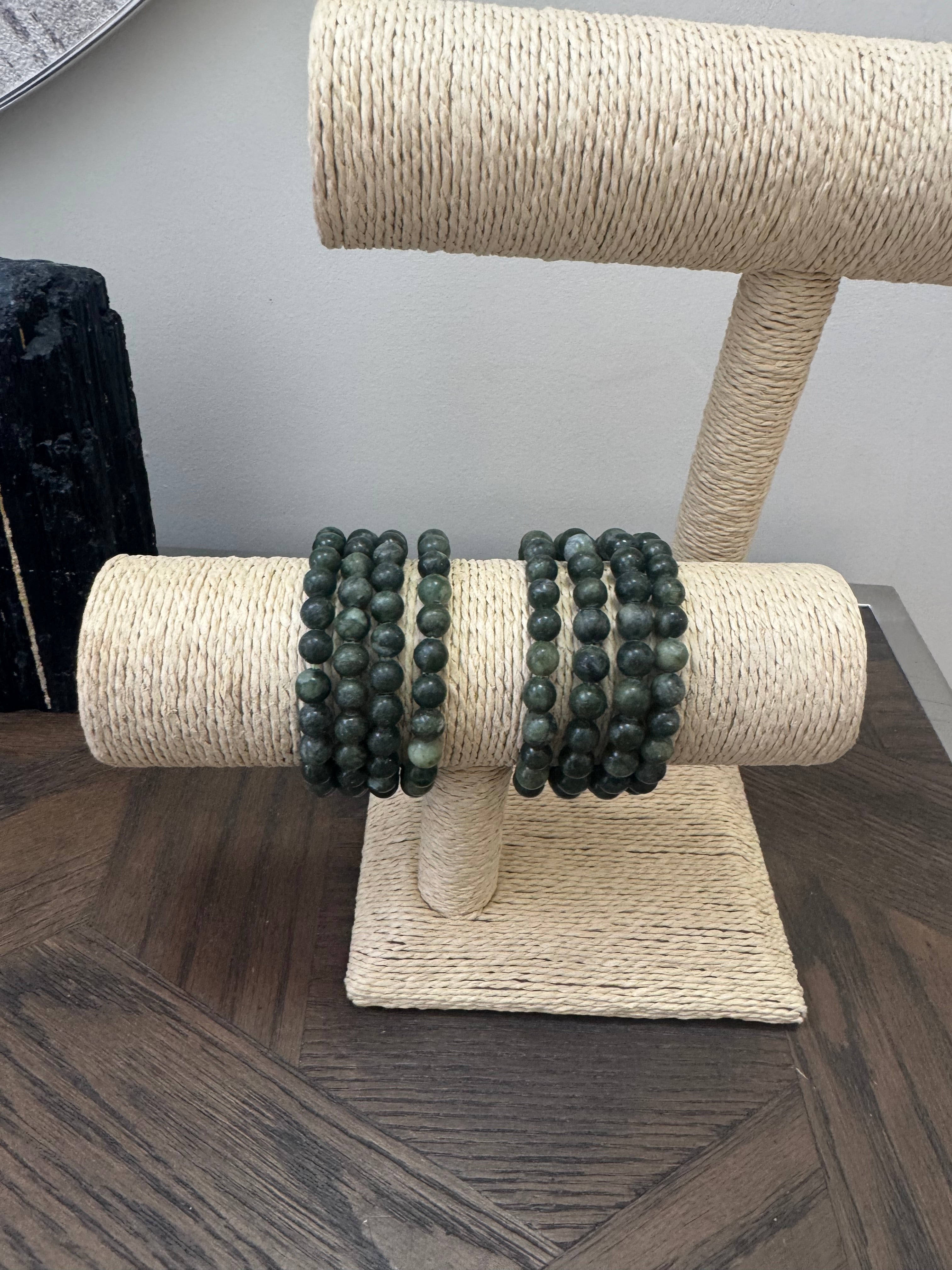 💚 Green Jade 8mm Crystal Bracelet – Luck, Prosperity & Harmony