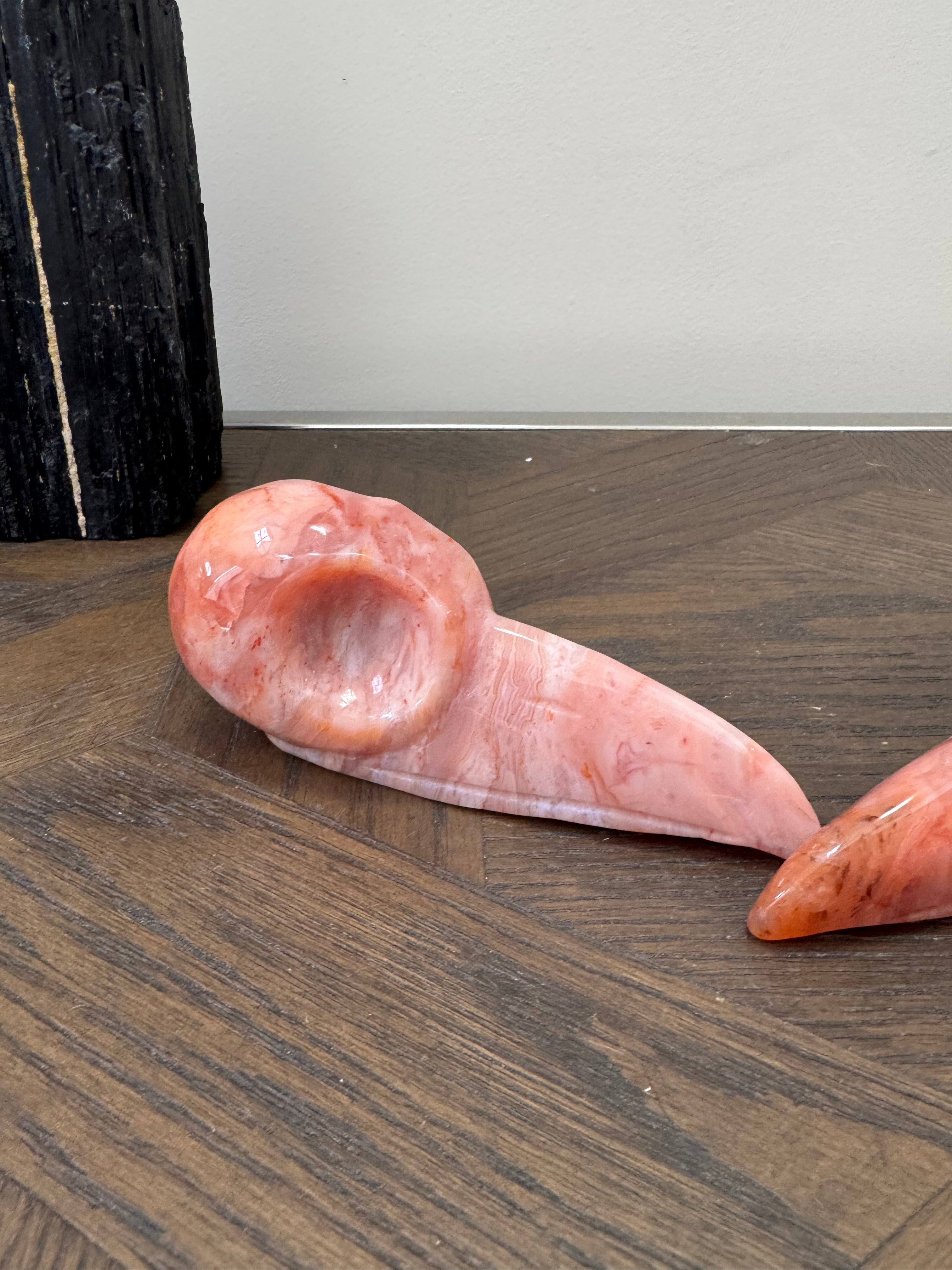 🔥 Carnelian Raven Skull – Courage, Confidence & Creative Fire