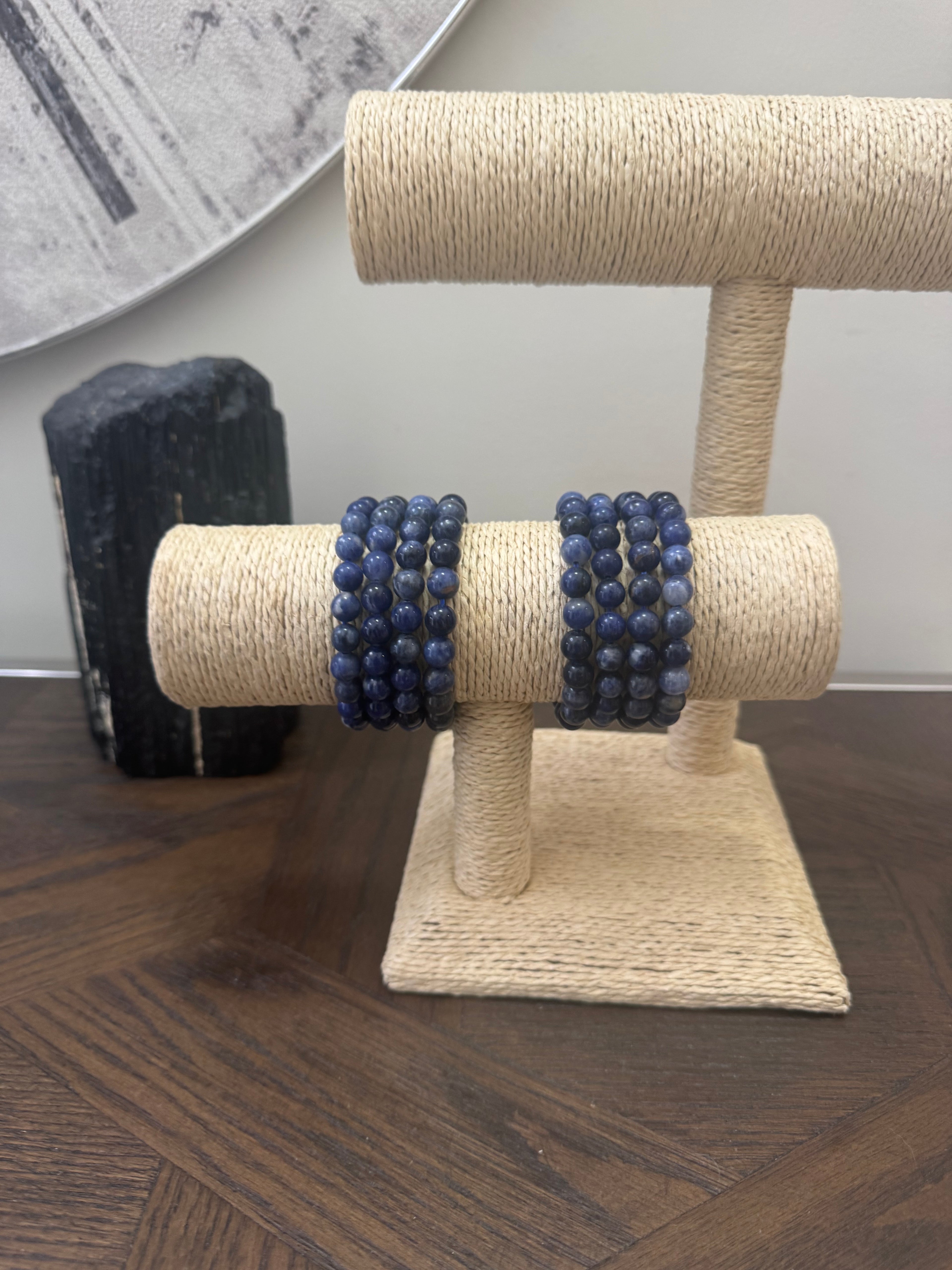 💙 Sodalite 8mm Crystal Bracelet – Intuition, Clarity & Communication