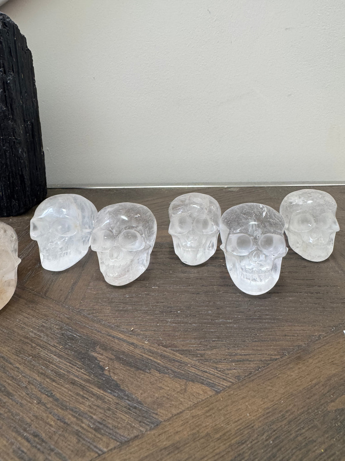 🤍 Clear Quartz Skull Carving – Clarity, Amplification & Spiritual Awakening