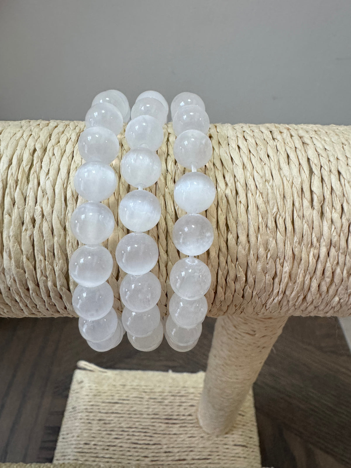🤍 Selenite Bracelet – Energy Cleansing, Clarity & Spiritual Protection