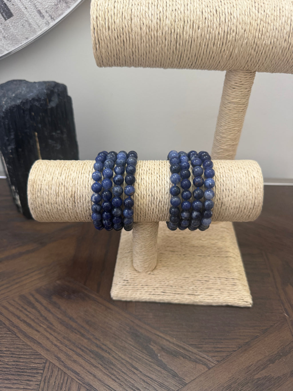 💙 Sodalite 8mm Crystal Bracelet – Intuition, Clarity & Communication
