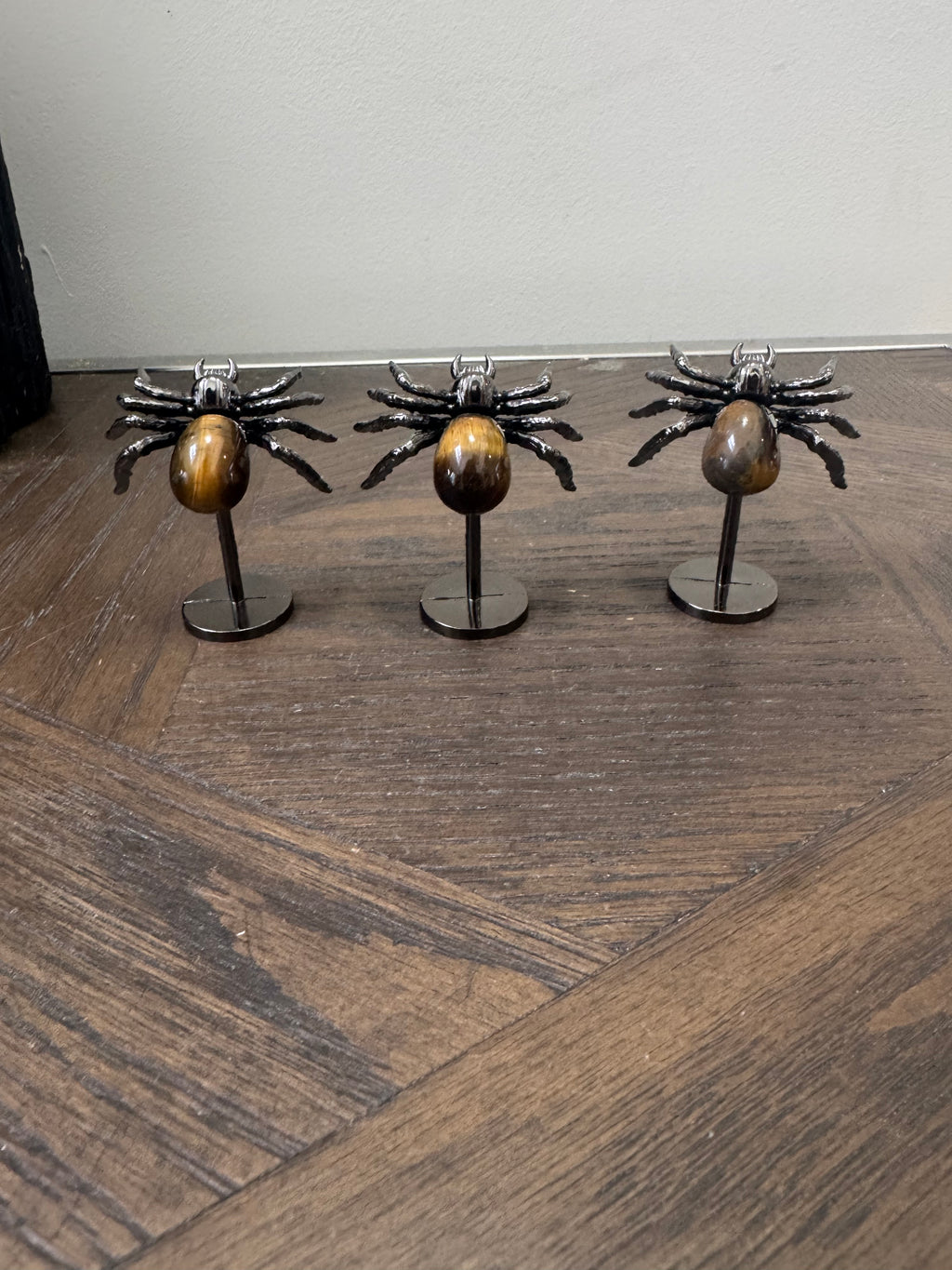 🐅 Tiger’s Eye Crystal Spiders ✨