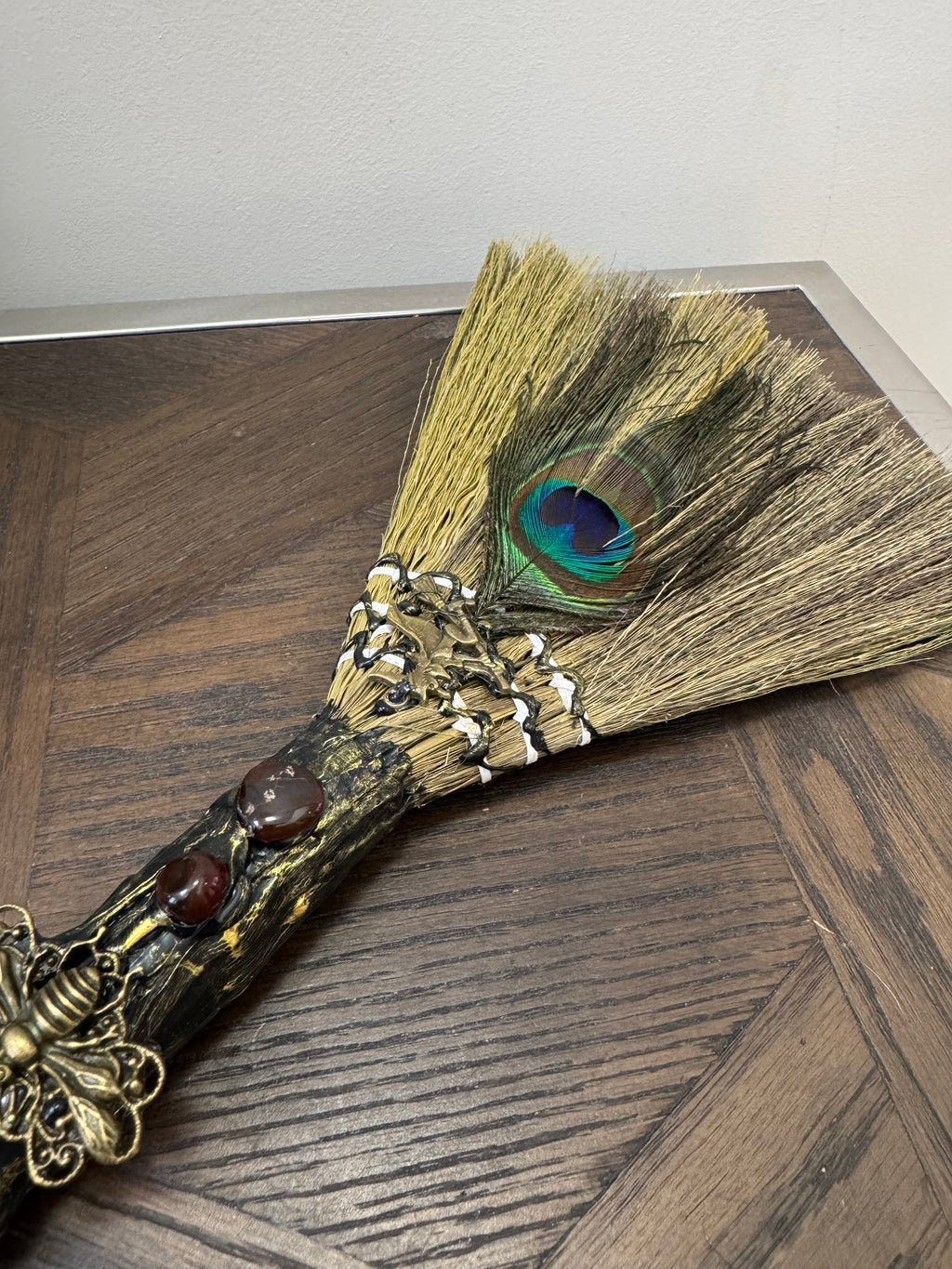 🌈 Rainbow Fluorite Ritual Besom – The Clarity & Alignment Broom