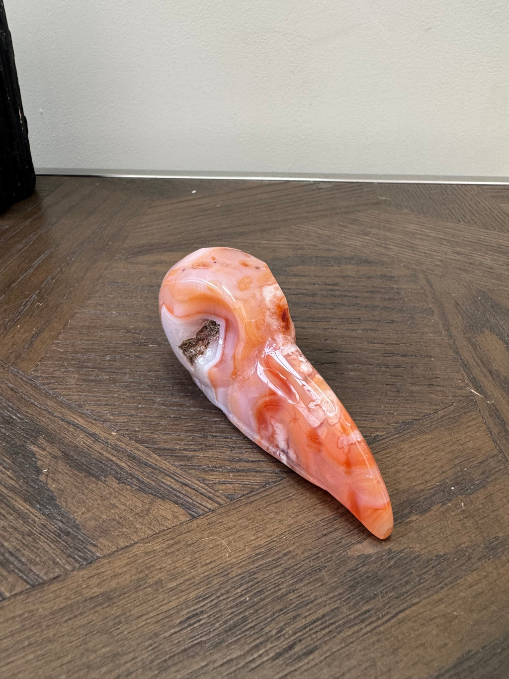 🔥 Carnelian Raven Skull – Confidence, Passion & Personal Power