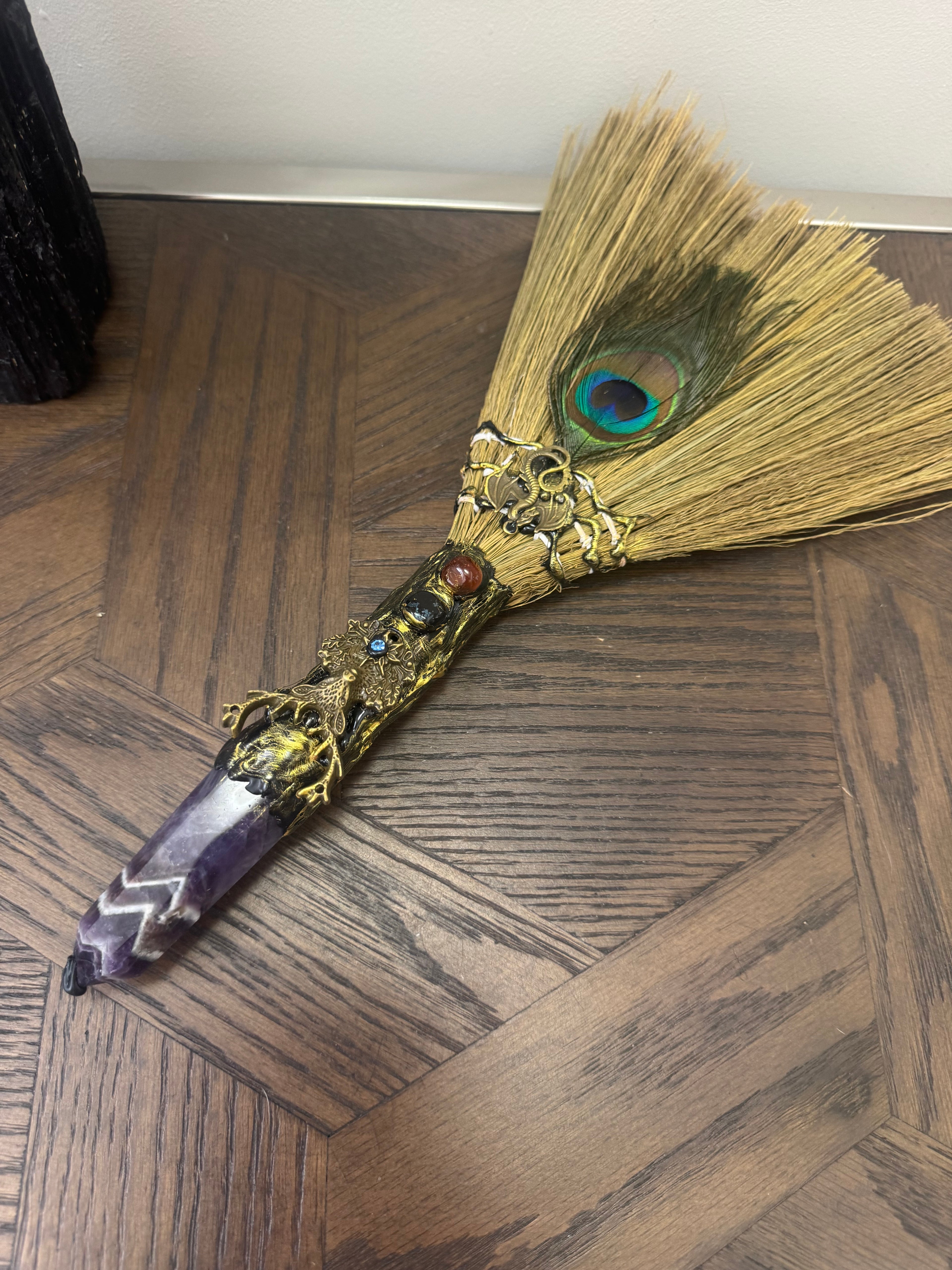 💜 Amethyst Ritual Besom – The Intuition & Protection Broom