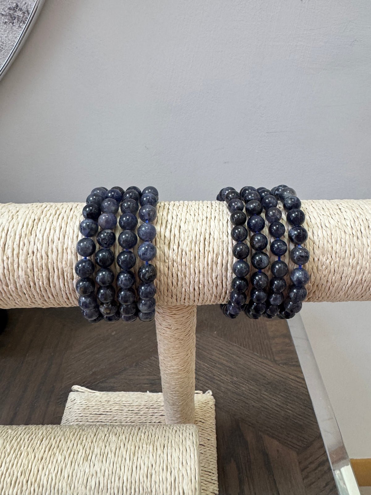 💙 Iolite Bracelet 8mm – Intuition, Clarity & Inner Vision