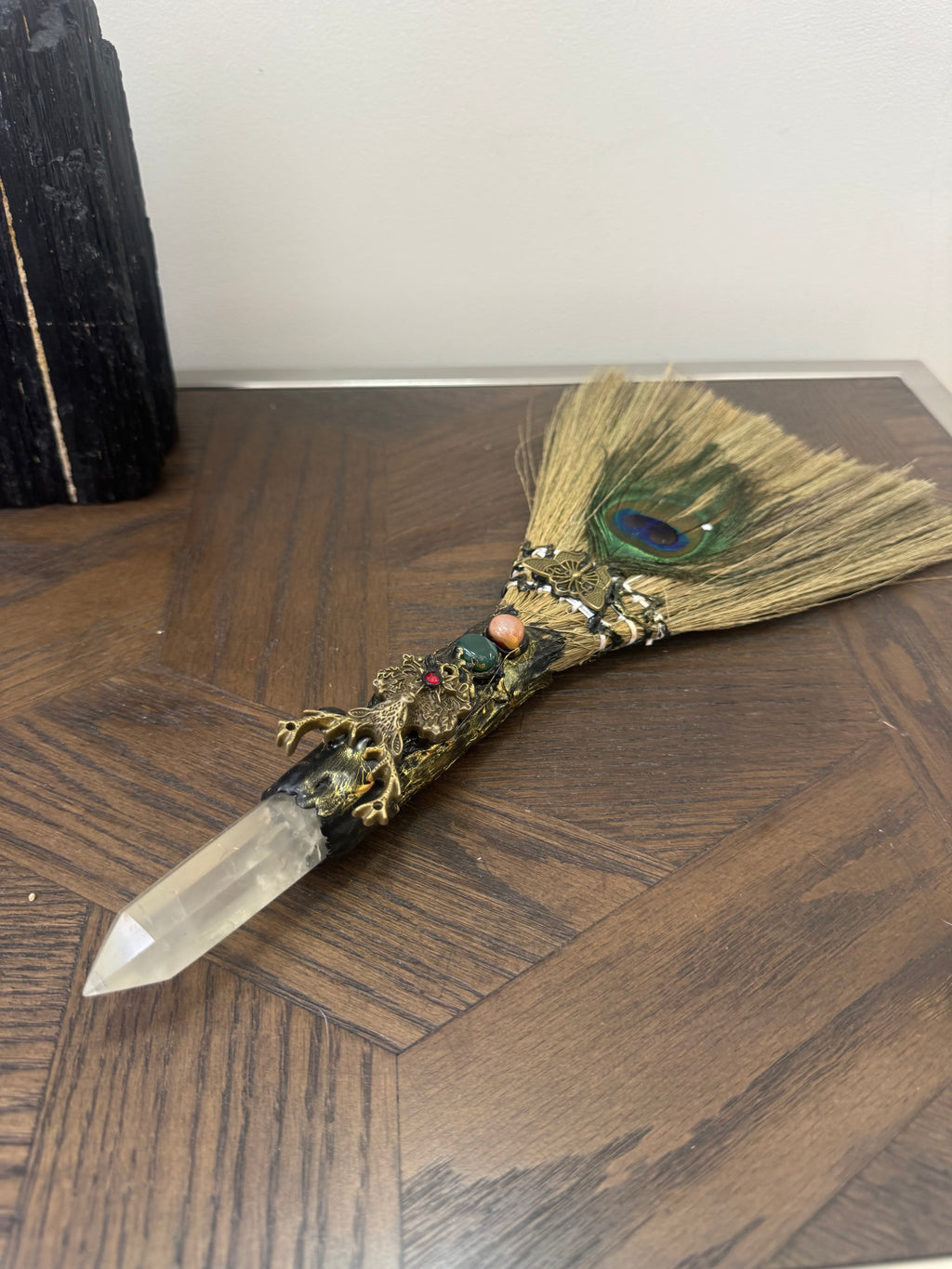 🤍 Clear Quartz Ritual Besom – The Master Healer