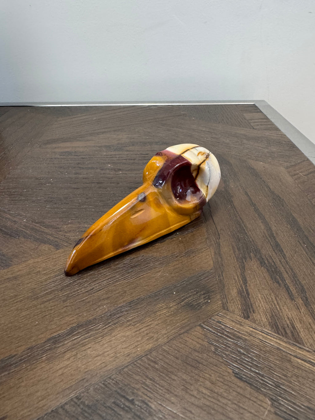 🐦‍⬛ Mookaite Raven Skull – Grounding, Courage & Confidence