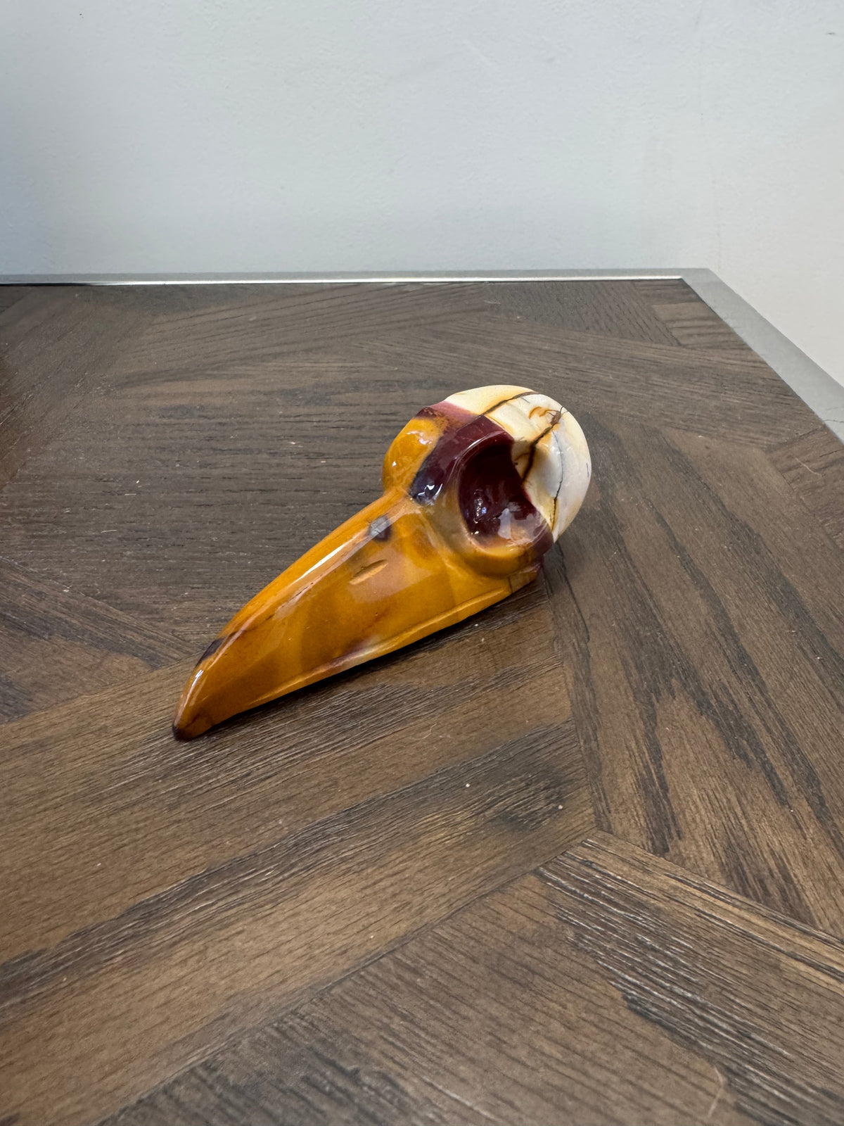 🐦‍⬛ Mookaite Raven Skull – Grounding, Courage & Confidence