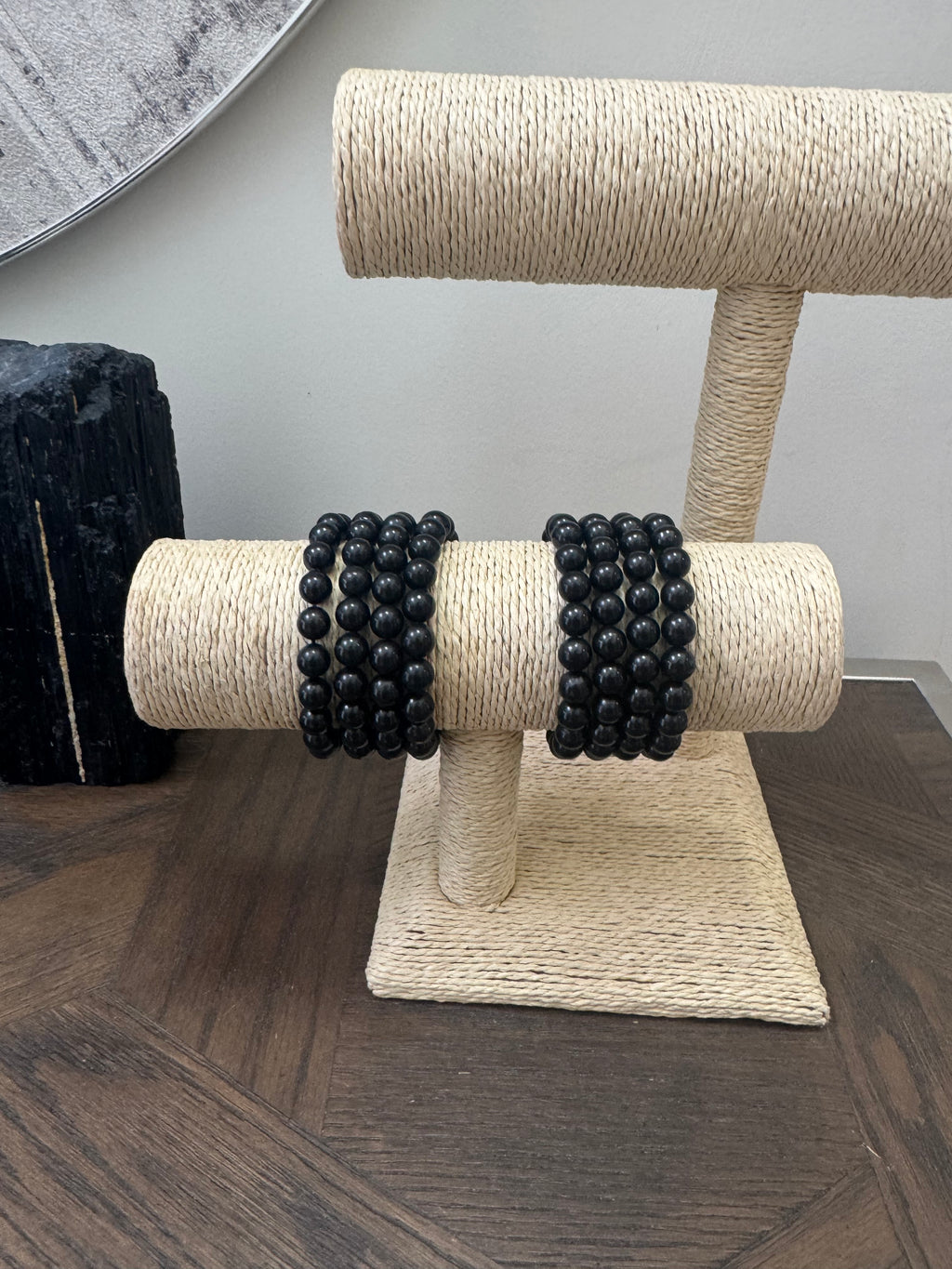🖤 Shungite 8mm Crystal Bracelet – Protection, Grounding & Purification