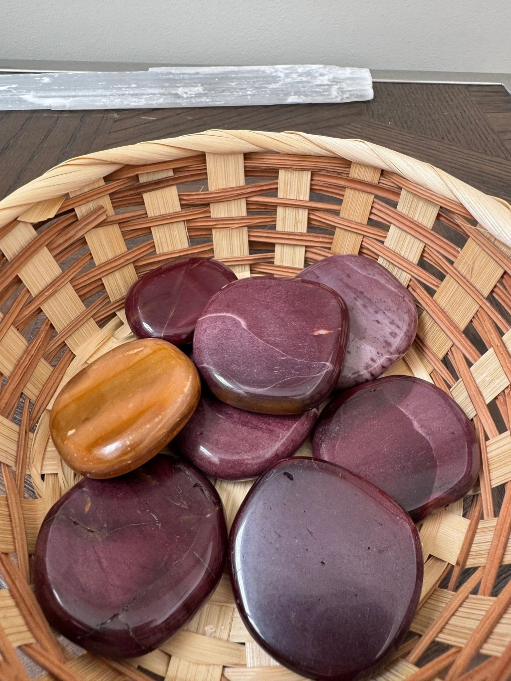 Natural Mookaite Polished Palm Stone Mineral Crystal Specimen