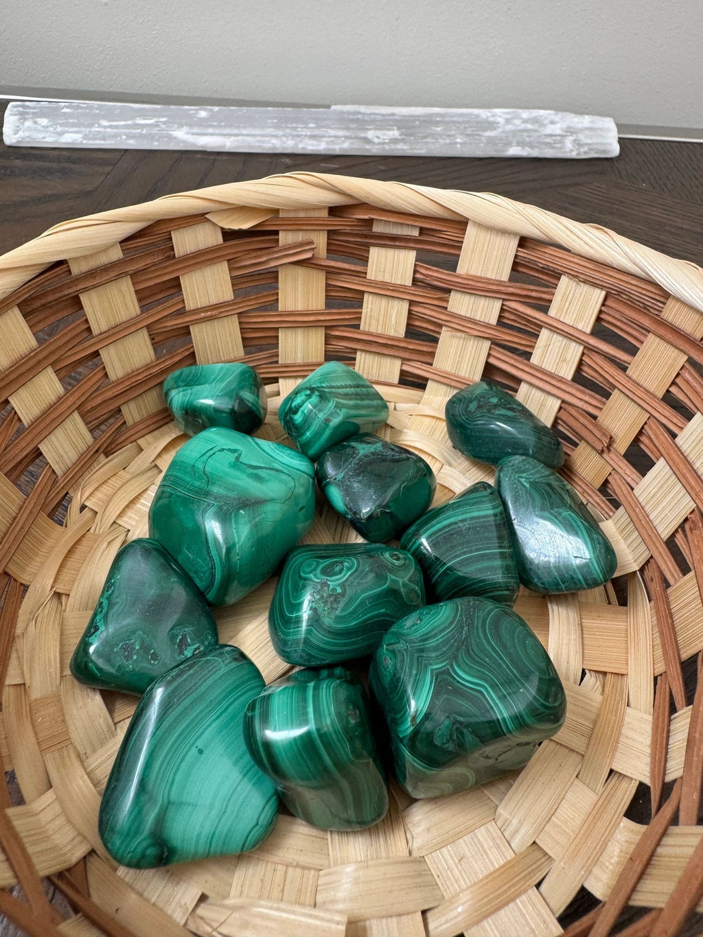 Natural Malachite Polished Palm Stone Mineral Crystal Specimen