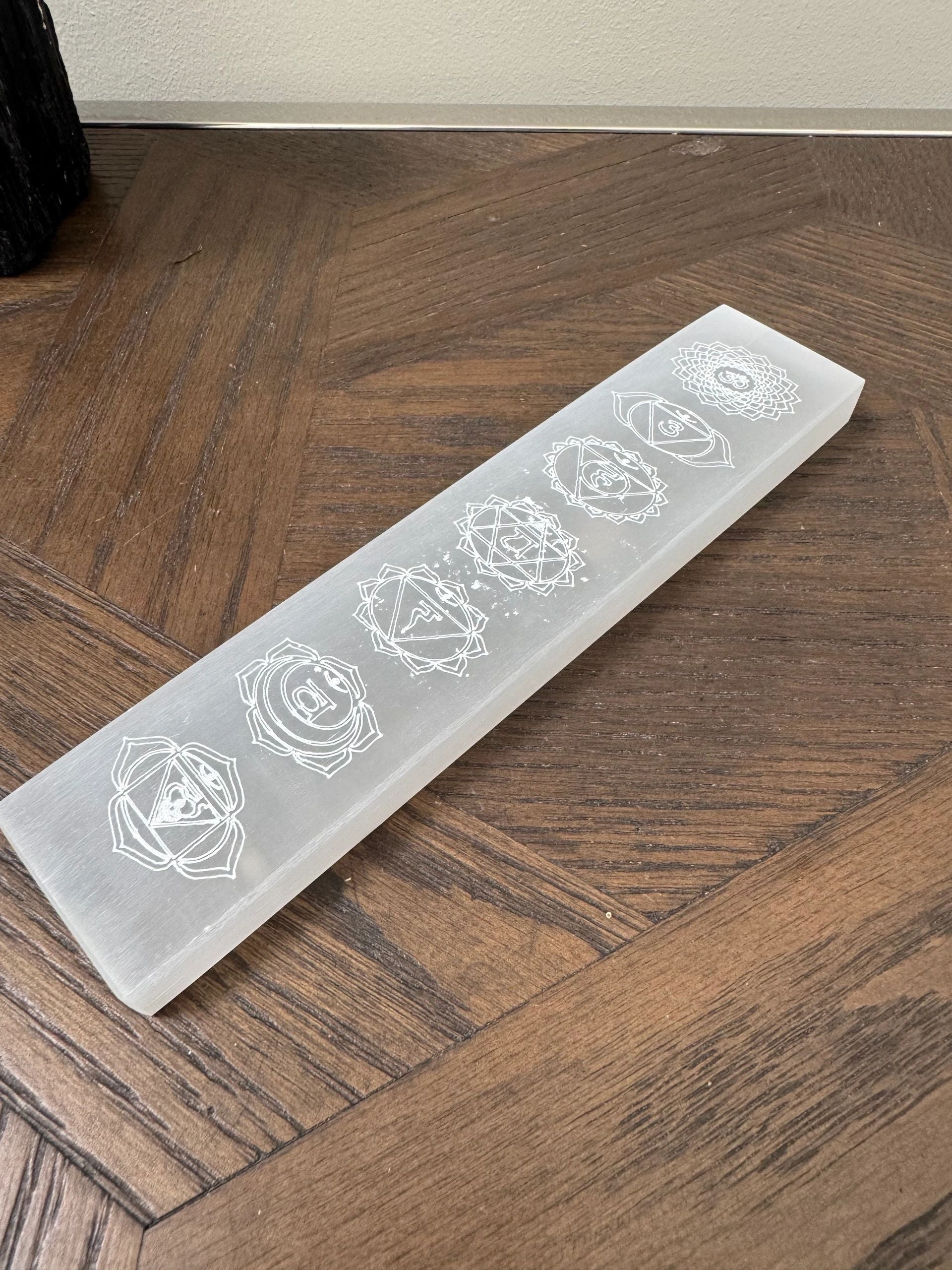 Natural White Selenite Seven Chakra Charging Plate Mineral Crystal Specimen