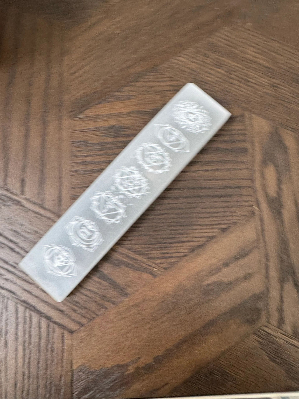 Natural White Selenite Seven Chakra Charging Plate Mineral Crystal Specimen