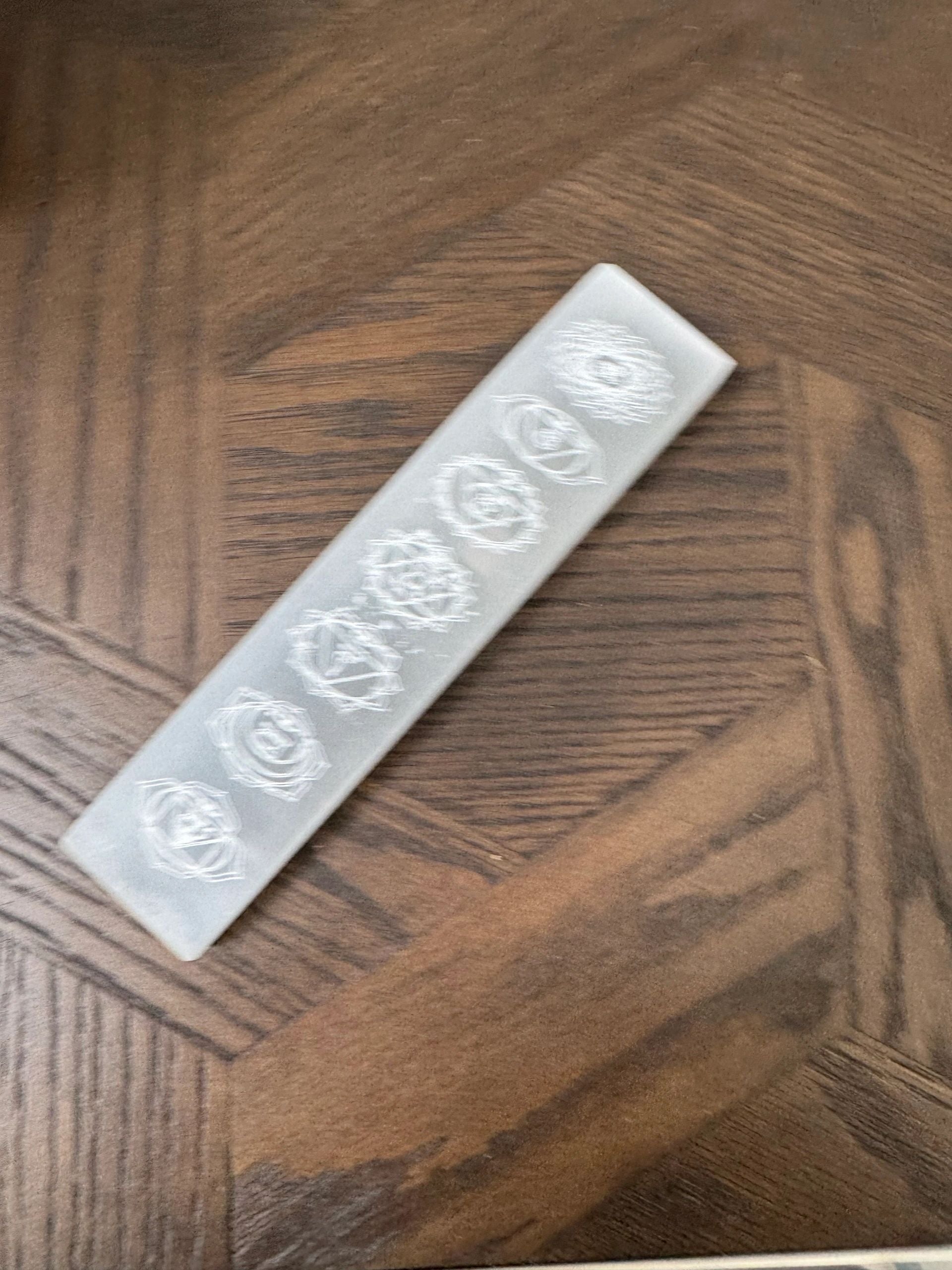Natural White Selenite Seven Chakra Charging Plate Mineral Crystal Specimen