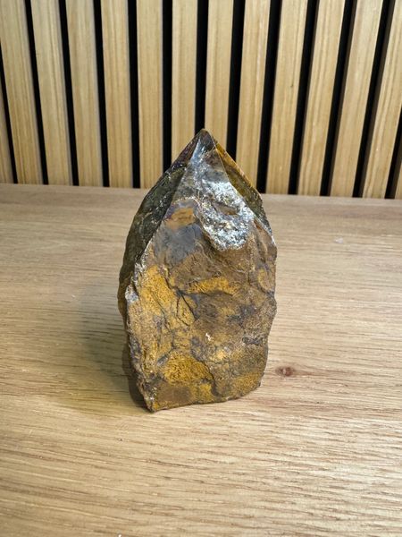 Tiger's Eye Point
