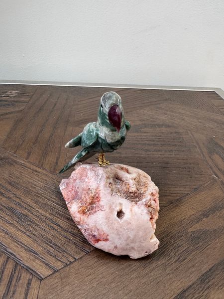 Natural Green Jasper Parrot Carving Crystal Specimen