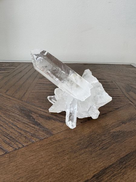 Clear Quartz Cluster Alignment Amplification